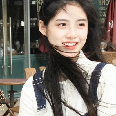 海归的假女友是野蔷薇