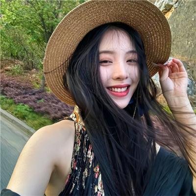 总之就是非常可爱～制服～